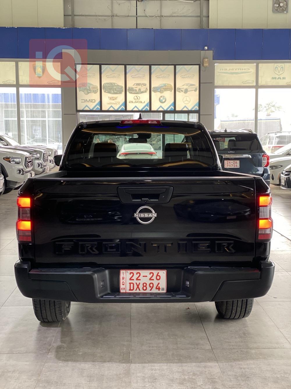 نيسان فرونتر